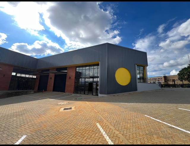 445M² WAREHOUSE TO LET IN STRIJDOMPARK